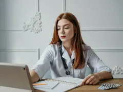 Do jakiego lekarza z hemoroidami - kluczowe informacje i porady
