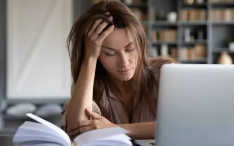 Ciągłe zmęczenie i senność: jakie badania mogą pomóc w diagnozie?