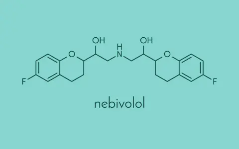 Struktura chemiczna nebiwololu, leku stosowanego w leczeniu nadciśnienia.