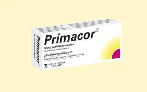 Opakowanie leku Primacor 10 mg, zawierające 28 tabletek powlekanych.