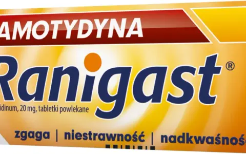 Opakowanie leku Ranigast z famotydyną na zgagę, niestrawność i nadkwaśność. 30 tabletek.