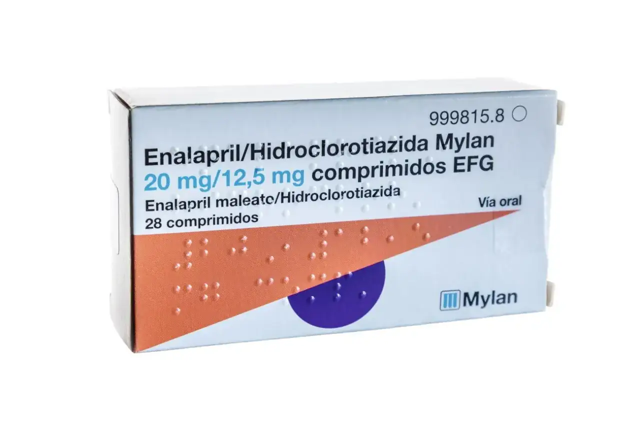 Opakowanie leku Enalapril/Hidrochlorotiazydy Mylan 20 mg/12,5 mg, 28 tabletek.